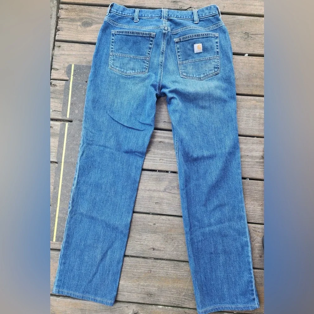 Carhartt- ladies loose fit jeans- size 10- excellent shape!